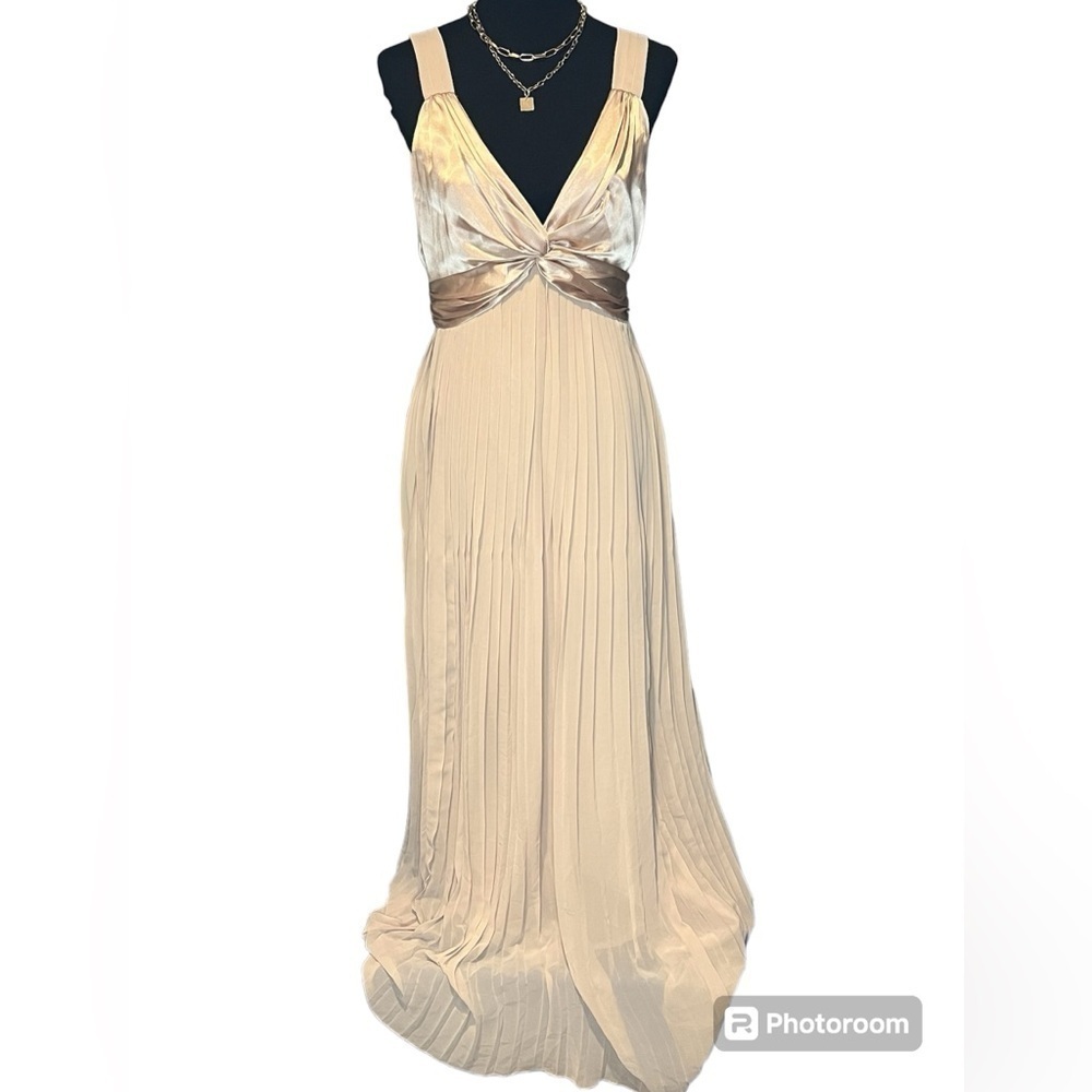 🆕 BARI JAY FORMAL DRESS